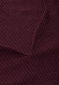 Street One MIT HERZAUSSCHNITT - Langarmshirt - rot