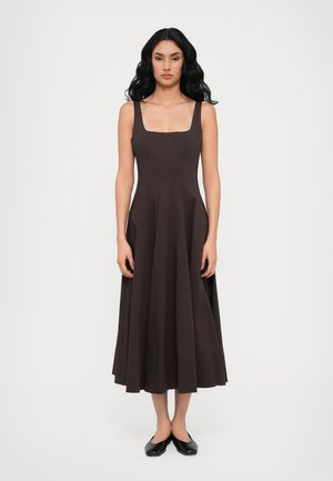 WELLS DRESS - Freizeitkleid - earth