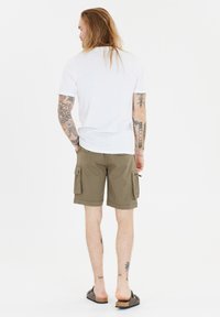 Cruz Shorts - deep lichen green