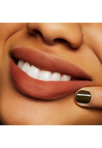 MAC POWDER KISS LIQUID LIPCOLOR - Rossetto liquido - impulsive