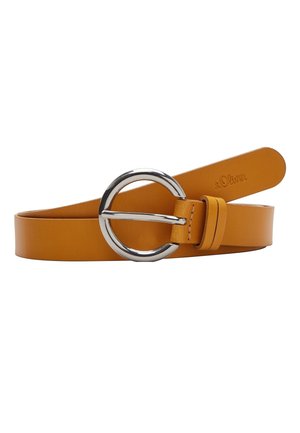 Cinturón de cuero color tostado con una hebilla grande y redonda de plata, enrollado en un extremo, con el grabado "s.Oliver" cerca de la punta.