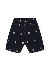 Pantalones cortos de mezclilla oscura con bordado floral que presenta flores azules y rosas, diseño de cinco bolsillos y costuras en contraste en un corte relajado.