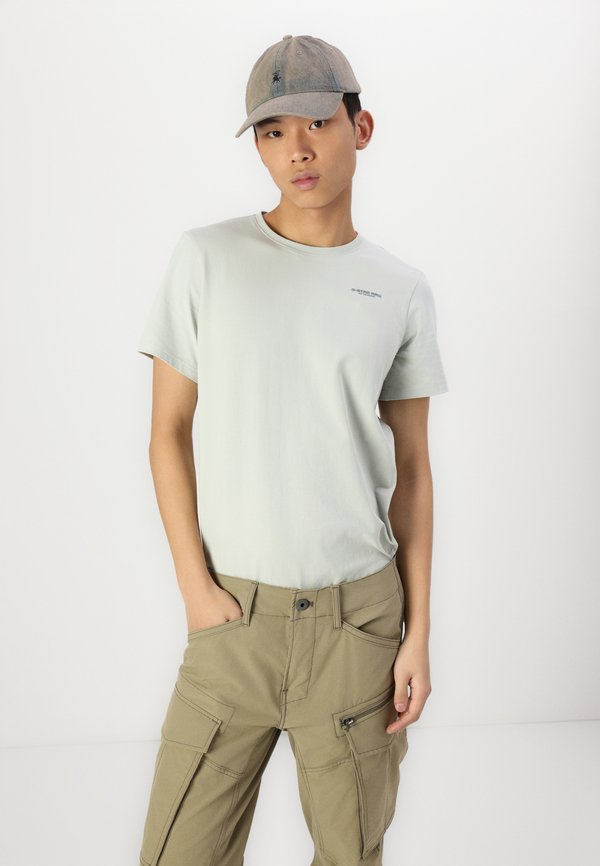 ROVIC ZIP REGULAR TAPERED - Cargo trousers2