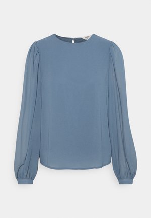 Blaue Langarmbluse aus leichtem Stoff mit rundem Ausschnitt und gerafften Puffärmeln, mit Knopfverschluss auf der Rückseite.