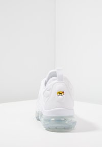 Zapato Vapormax Plus Blancas Mujer Nike Sportswear AIR VAPORMAX
