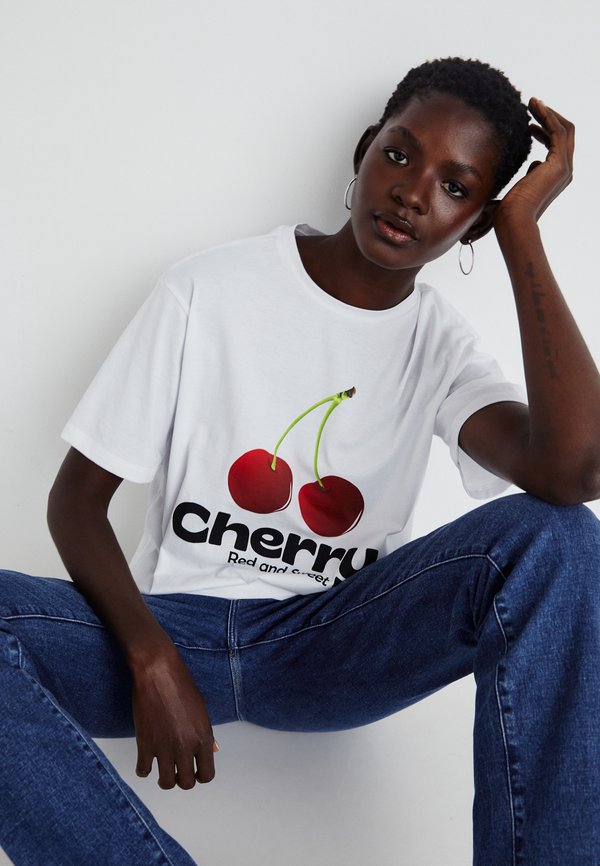 NMMILLIE CHERRY - Print T-shirt4