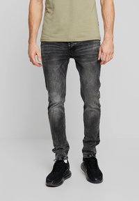 Tigha Vaqueros pitillo - grey denim