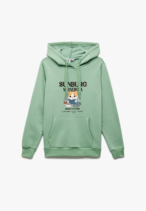 Felpa verde con tasca frontale, caratterizzata da una grafica cartoon di un cane con tazze di caffè e la scritta "SUNBURG MINNESOTA" in stampa marrone.