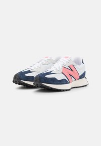 New Balance MS327 UNISEX - Sapatilhas - munsell white