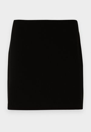 Črna mini krilo iz gladkega materiala, ki ima preprost dizajn brez vidnih šivov ali okraskov. Čiste linije in ravna prileganje.