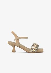 Sélectionné, arena