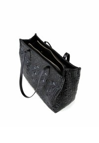 Borsa tote nera trapuntata con motivo geometrico, due manici robusti e chiusura con zip. Gli interni presentano scomparti per una migliore organizzazione.