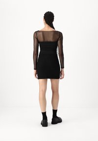 Gina Tricot Marškinėliai su spaudiniu - black