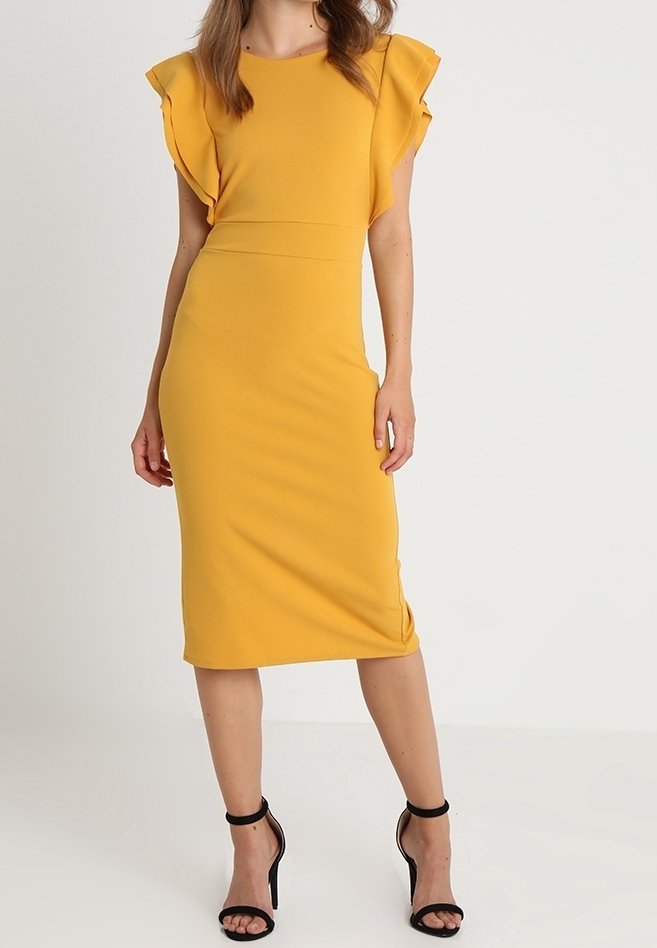 Gul midi-klänning med mjuka ärmar, figursydd bodice och sid-split. Slät tyg och enstaka färg utan mönster eller dekorationer.