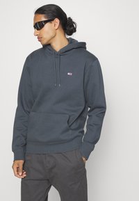 Tommy Jeans REGULAR HOODIE UNISEX - Collegepaita - new charcoal