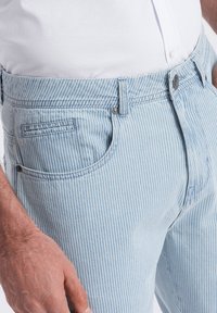 Ombre Shorts vaqueros - light blue