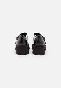 HUGO KRIS MARYJANE - Cipele na petu s platformom - black