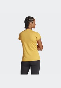 adidas Performance Sport T-shirt - preloved yellow