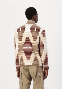 Penfield FOREFRONT FRAYLOCK QUARTER ZIP - Vesta od flisa - lead gray