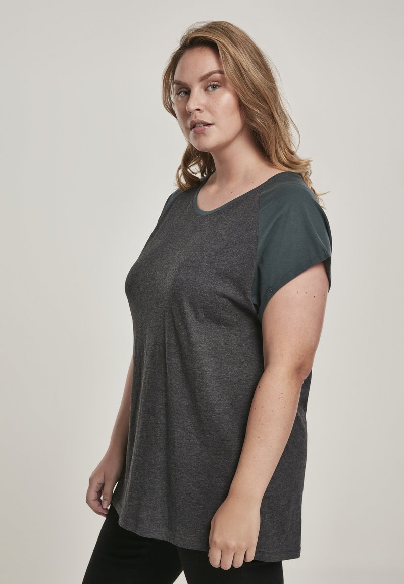 Damen T-Shirts | Urban Classics CONTRAST RAGLAN T-Shirt print charcoal/bottlegreen/dunkelgrau - OF07350 Damen T-Shirts | Urban Classics CONTRAST RAGLAN T-Shirt print charcoal/bottlegreen/dunkelgrau - OF07350