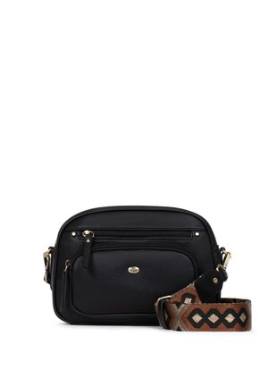 Zwarte leren crossbodytas met voorvakken met rits en een afneembare bruine stoffen band met geometrische patronen.