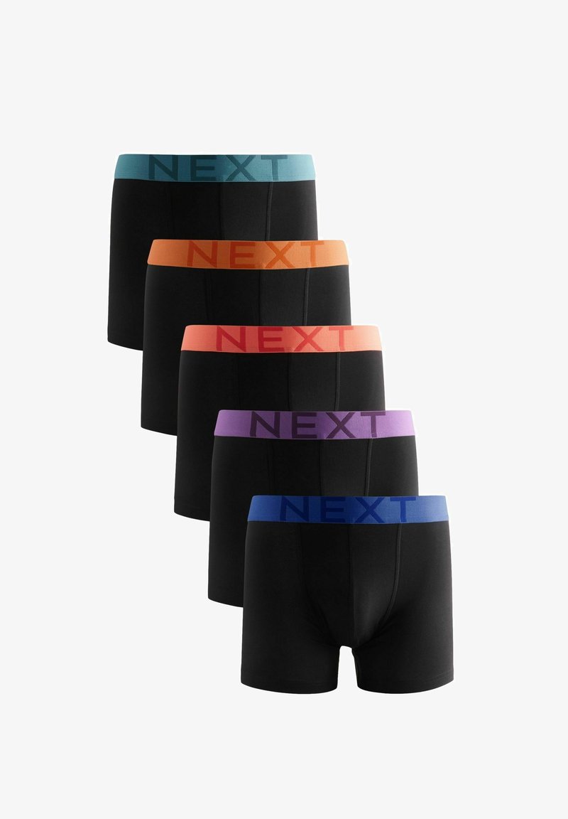 Pet par črnih bokseric s pisanimi elastičnimi pasovi: turkizna, oranžna, vijolična in modra, z logotipom "NEXT" na vsakem pasu.