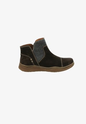 Tummaa ruskea mokkanahkainen nilkkaboots, jossa on harmaa uurrettu yläosa, kontrastivärinen ommel ja teksturoitu kumipohja, jossa on timanttikuviota.