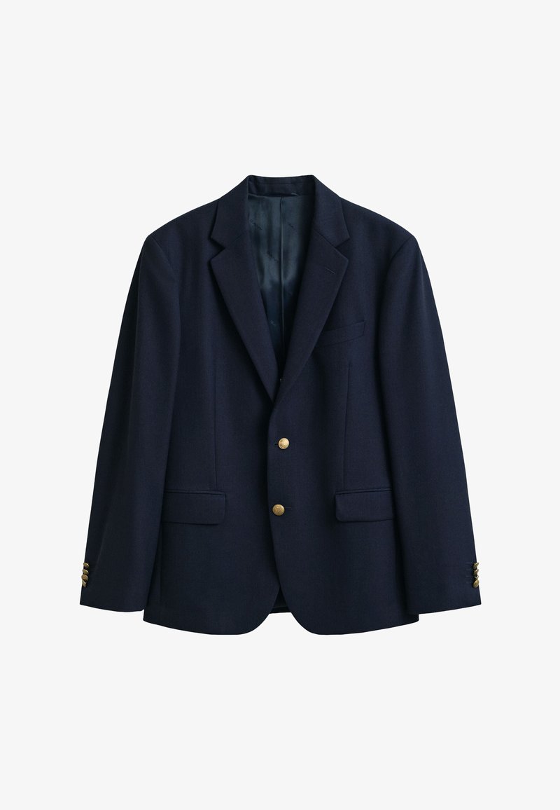Navyblå enkeltknappet blazer med to gyldne knapper, hakrever, klaplommer og knapper på ærmerne, vist på hvid baggrund.