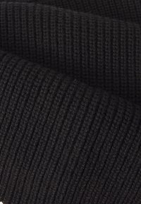 Pier One UNISEX - Peapael - black