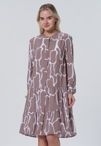Bruine en witte patroon jurk met lange mouwen, knoopsluiting, gelaagd ontwerp en zachte stoftextuur. Casual en comfortabele pasvorm.