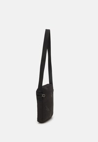 Calvin Klein Jeans SPORT ESSENTIALS REPORTER18 UNISEX - Borsa a tracolla - black/pinstripe grey