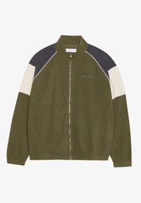 Giacca in pile verde oliva con zip, caratterizzata da spalle a blocchi di colore blu navy e crema, chiusura con zip e ricamo del logo sottile.