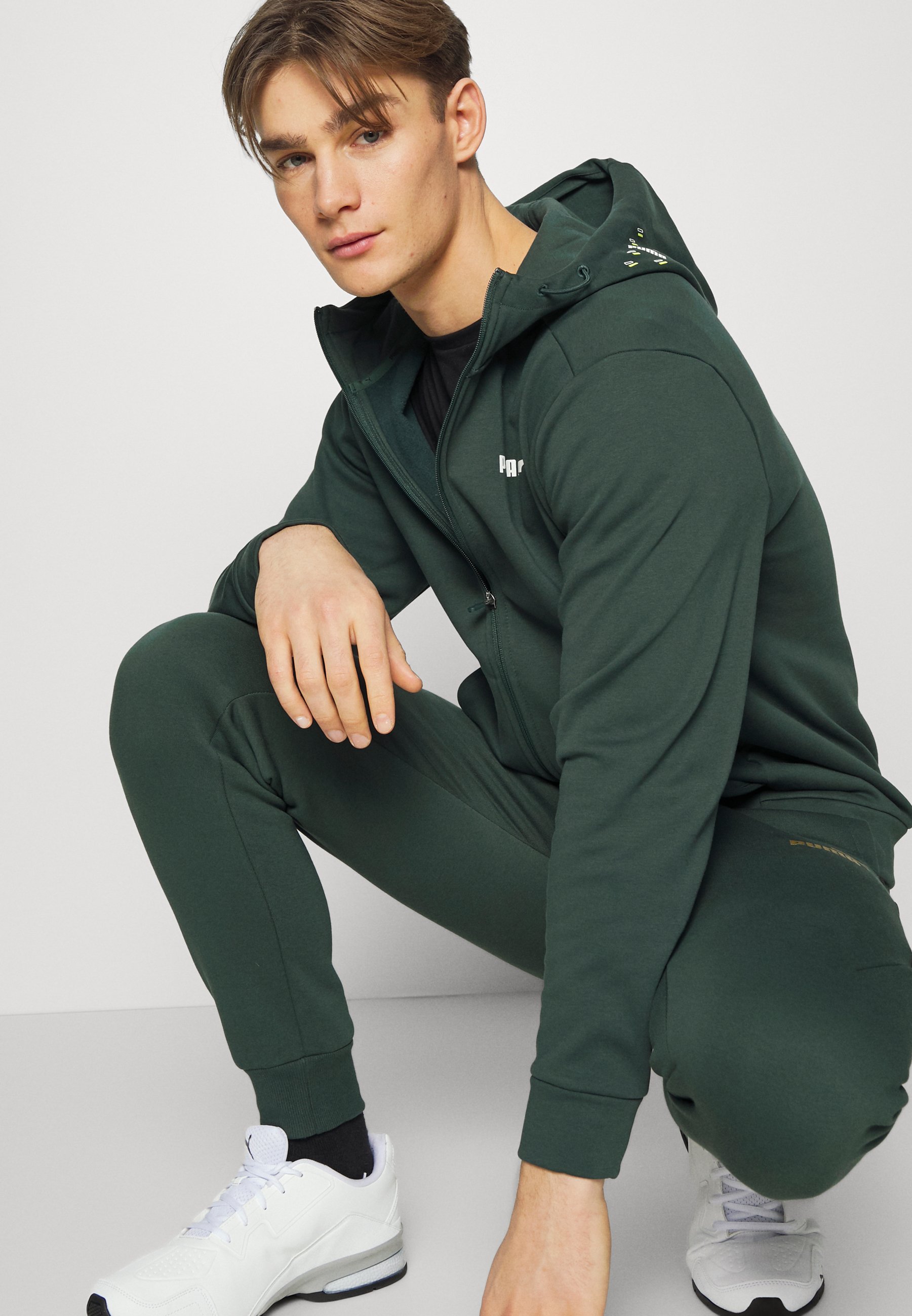 puma victory tracksuit