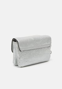 Esprit DANI - Rahakott - silver