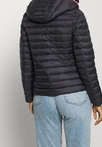 Tommy Hilfiger Untuvatakki - black