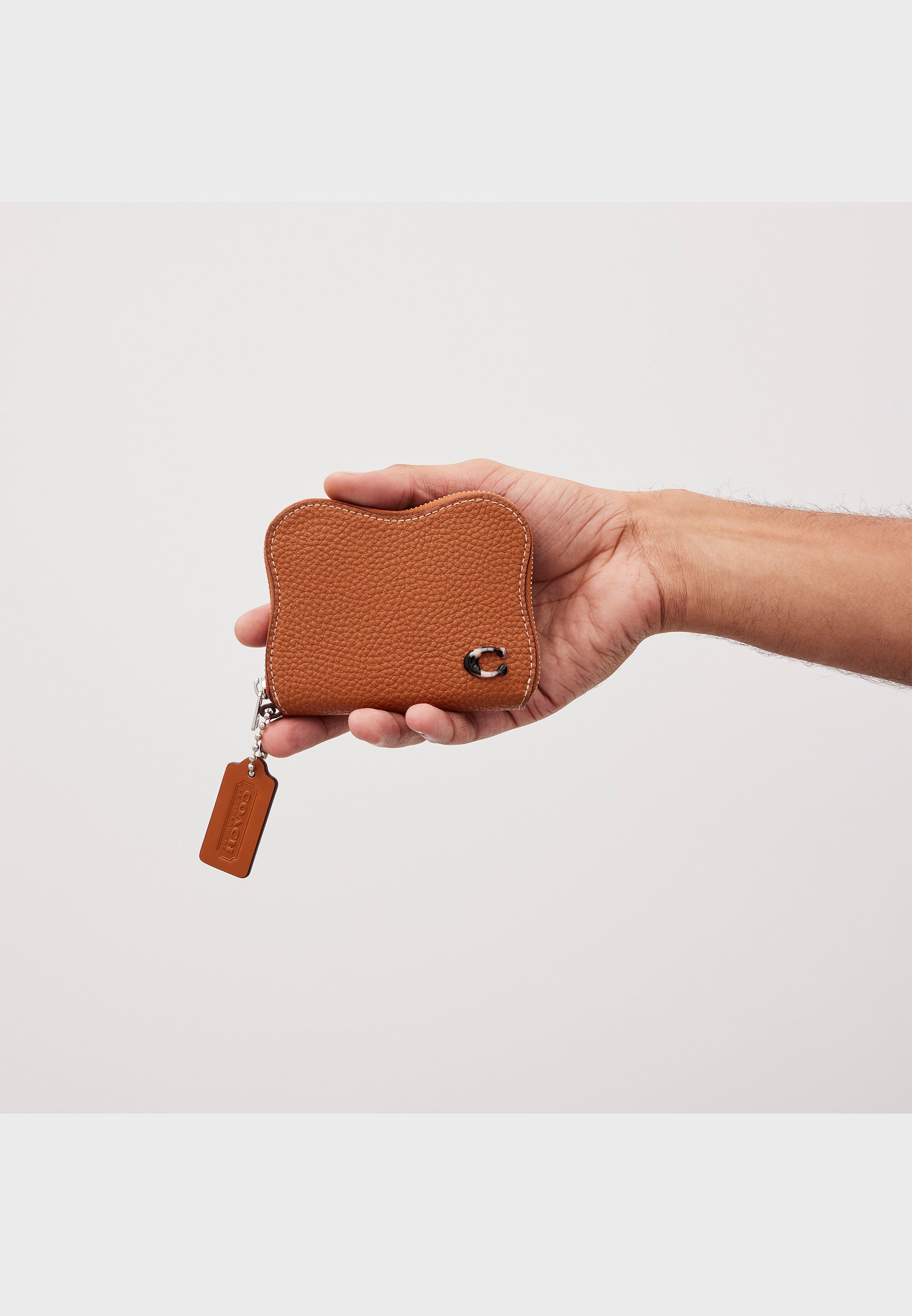 ★地球に優しい★Coachtopia Wavy Zip Around Wallet In Leather Zip Around Wallet In Coachtopia Leather | Coachtopia ™