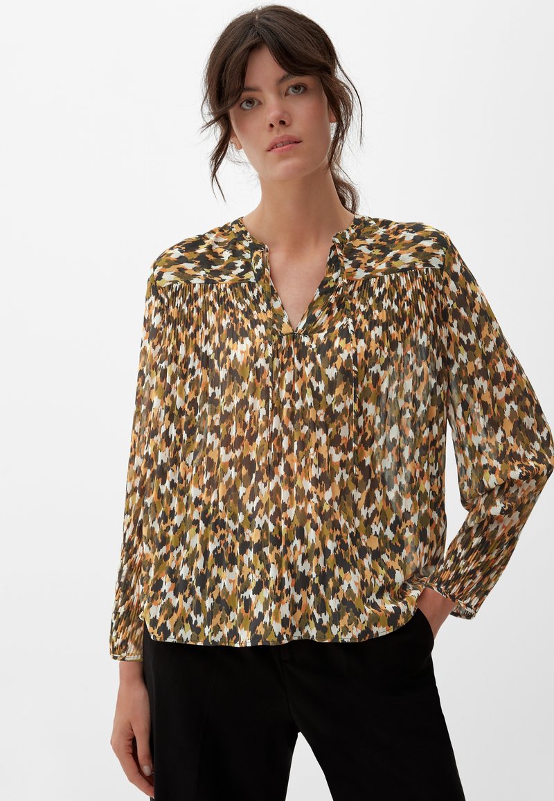 s.Oliver MIT ALLOVERMUSTER - Bluse - olivgrün