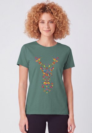 watapparel, FLORAL DEER - T-Shirt print - green bay
