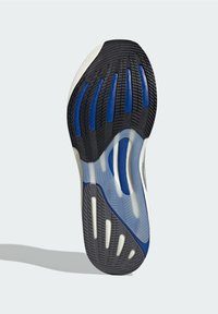 adidas Performance SUPERNOVA RISE - Hardloopschoenen voor op de weg - orbit grey   grey five   royal blue