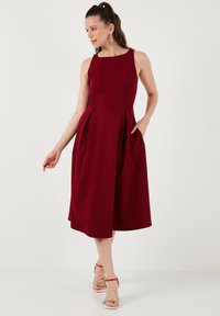 LELA COCKTAIL DRESS - Cocktailklänning - bordeaux