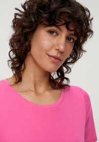 s.Oliver AUS  - T-shirt basic