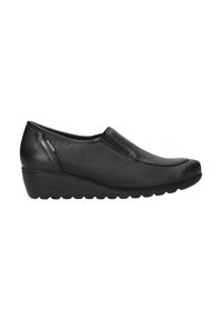Chaussure noire à enfiler en cuir texturé, avec un nez arrondi et une semelle à petit talon compensé. Dispose de panneaux élastiques sur les côtés pour plus de flexibilité.