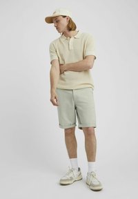 BZB BERMUDA - Short - vert clair