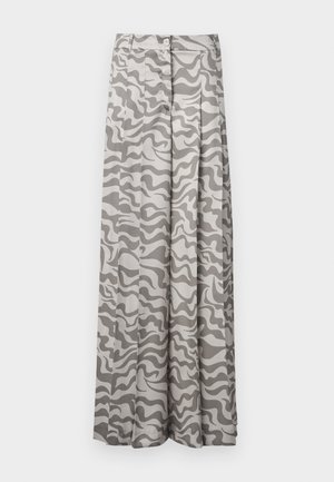 Wide-leg trousers in a lightweight fabric featuring a gray and white wavy camouflage pattern, with a button closure and pleated design.