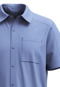 Lichtblauw shirt met korte mouwen gemaakt van gladde stof, met een puntige kraag, vijf knopen en een linker borstzak met stikdetails.