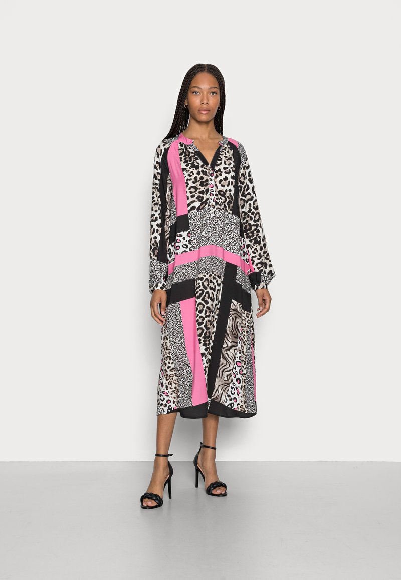 Emily van den Bergh DRESS - Vestido camiseiro - black/white/pink