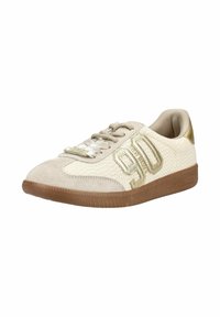 Beige and gold casual sneaker with woven texture, suede toe cap, embroidered "90" on side, lace-up closure, and brown rubber sole.
