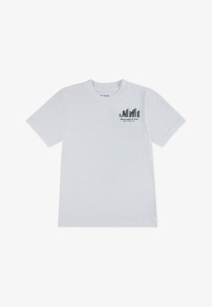 Λευκό βαμβακερό μπλουζάκι με μικρό σχέδιο ορίζοντα πόλης σε μπλε και πράσινο, με το κείμενο «Abercrombie & Fitch New York City».