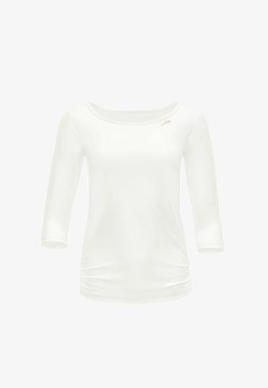 Top alb pentru femei, ajustat, cu mâneci trei sferturi, decolteu în barcă și strângere subtilă pe lateral la tiv.