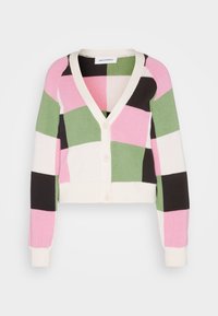 Button cardigan s velkým kostkovaným vzorem v růžové, zelené, černé a bílé barvě, s výstřihem do V a žebrovanými manžetami a lemem.
